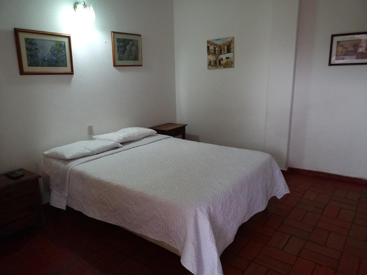 Hospederia La Roca Plaza Principal Bed & Breakfast Boyaca Luaran gambar