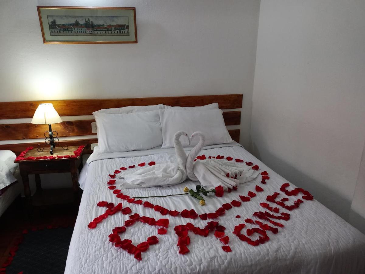 Hospederia La Roca Plaza Principal Bed & Breakfast Boyaca Luaran gambar